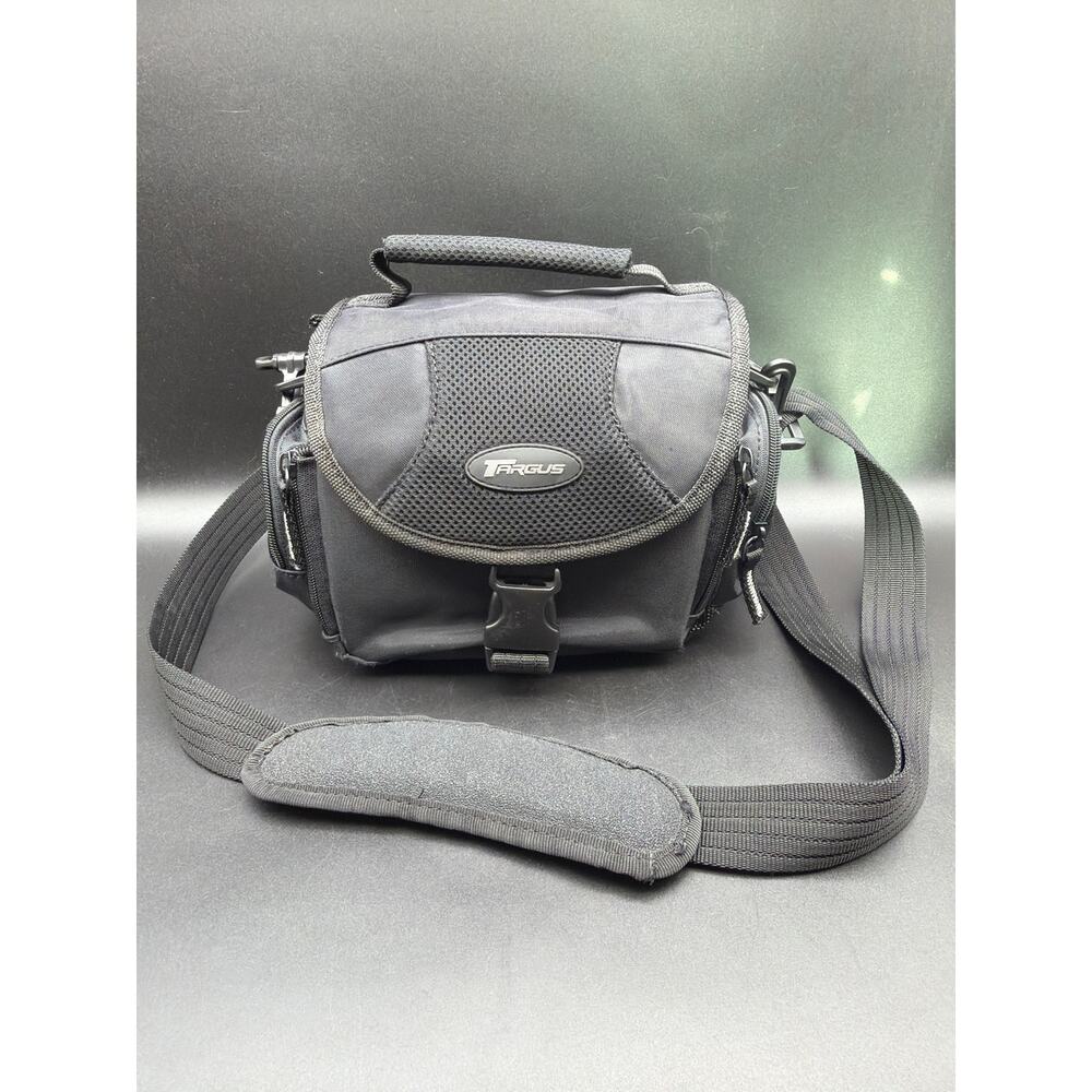 Targus DBUV02-02 Digital Video Camera Bag Black Travel Carry Case Shoulder Strap